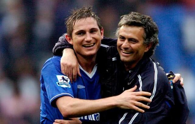 运动的年轻 运动的年轻