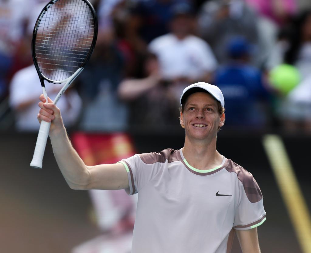 体育足协杯：上海申花5-1大胜沧州雄狮