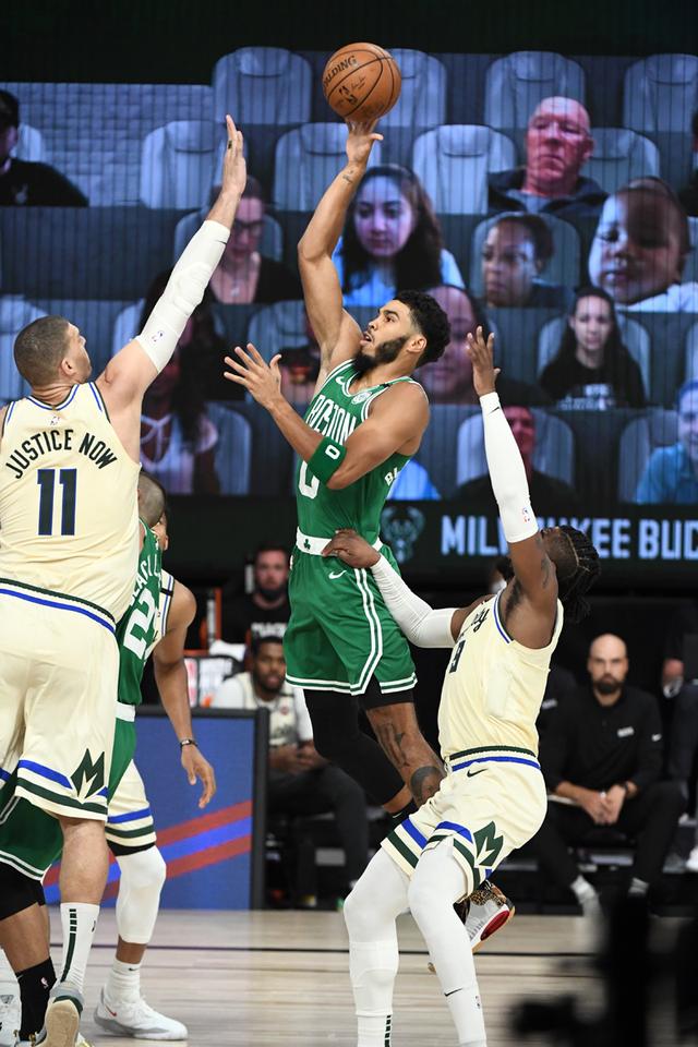 他用慢打快 他用慢打快